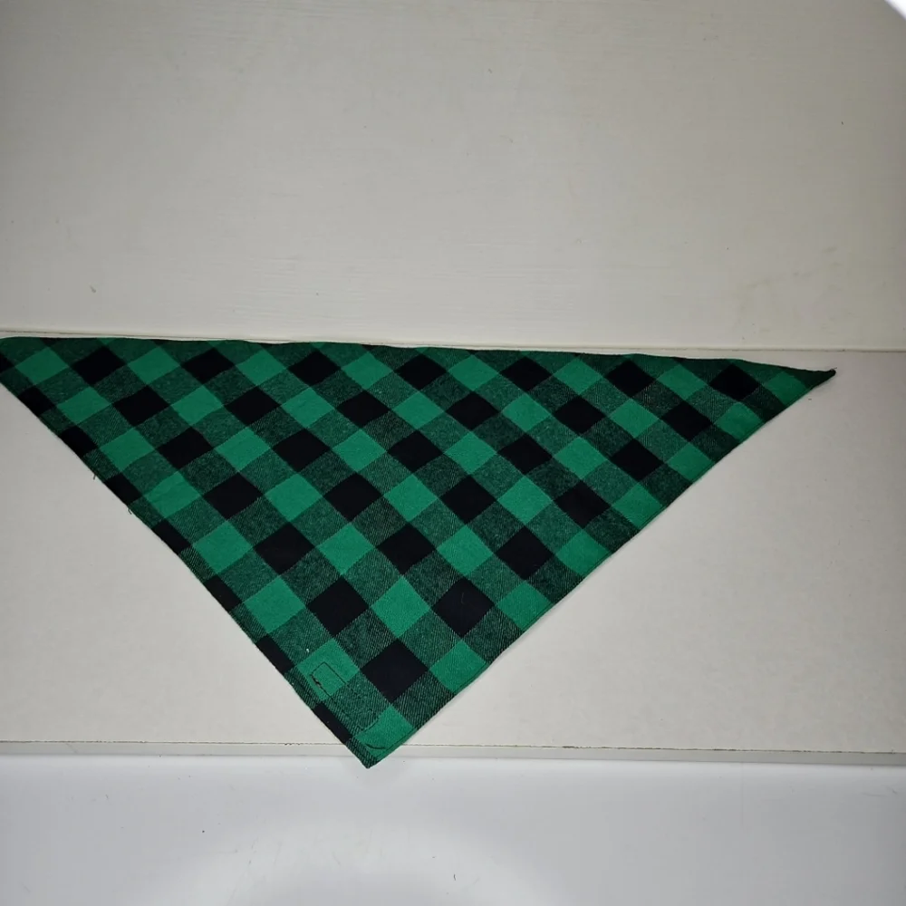 ADOGGYGO 2 Pack Red & Green Plaid Holiday Christmas Dog Bandanas Size 24×16 Cute